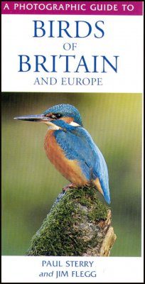 A Photographic Guide to Birds of Britain and Europe