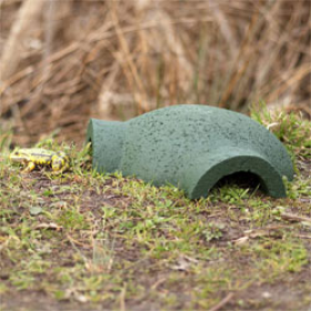 WoodStone Frog and Toad House
