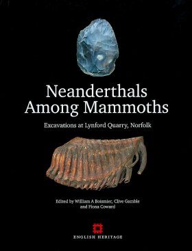 Neanderthals Among Mammoths